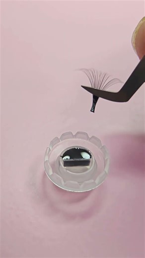 My Go-To Hack For Perfect Lash Fans | Lash Tech Tip