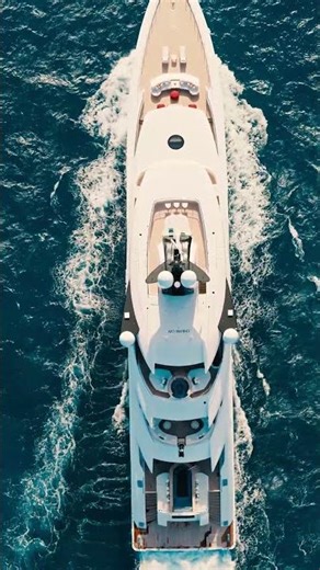 Luxury Super Yachts - CRN Amor à Vida is all about a round-the-clock zest for life - Ferretti Group