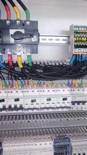 conception et cablage une armoire électrique de puissance 100×80 cm