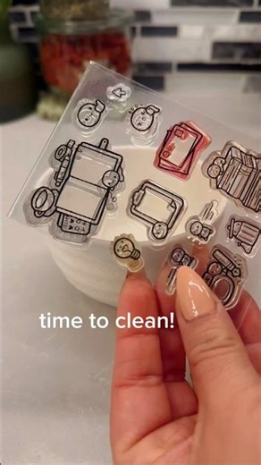 I finally made time to clean my clear stamps 😅 #tcmc #howtoclean #clearstamps #stationerylove