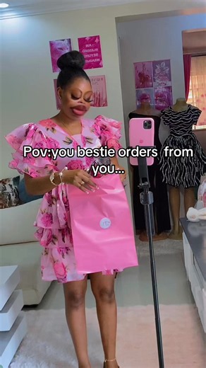 Bestie Orders From You: Parcel Delivery & Customer Service Tips