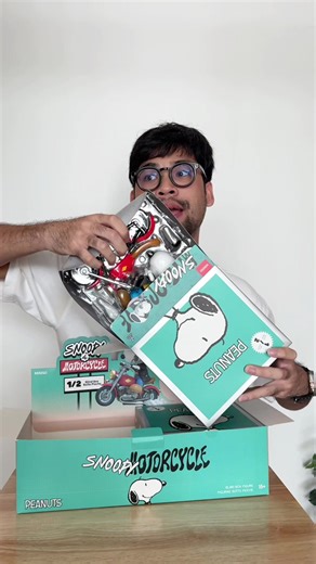 ตัวเบิ้ม Snoopy & Motorcycle Blind Box ที่ MINISO