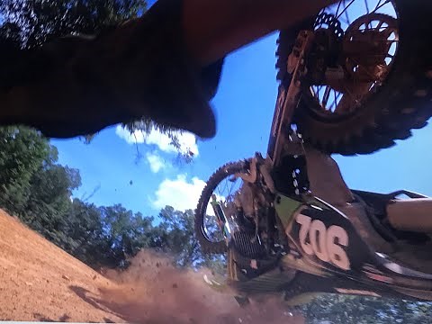 HUGE CRASH!! ~ Durhamtown Off-Road Resort ~ Bomber Track ~ Kawasaki KX100