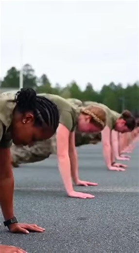 Break stereotypes and prove with strength— women’s power blooms in the military camp. #USFemaleTroopsTraining #WomenInMilitary #MilitaryHardcoreLife #BreakGenderStereotypes #WarriorEthos