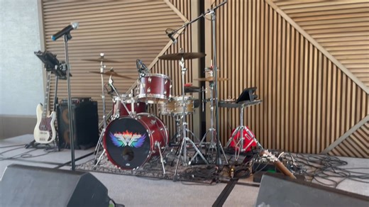 About to start up at a private corporate event! FridayAtFive in the house! | Friday At Five