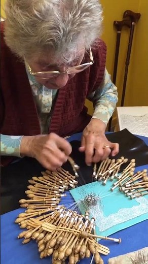 Lace Making in Bruges #lacemaking