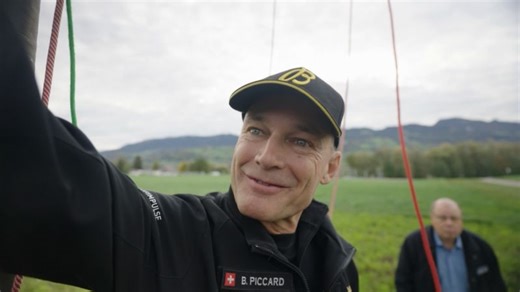 This activist built a solar plane. See his plan to fight climate crisis