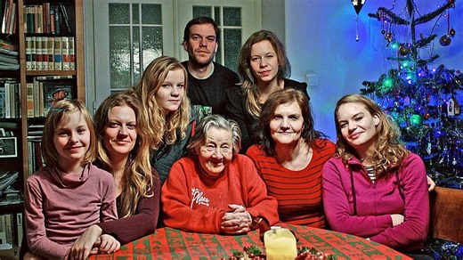 Hrdá mama Oľhová: Herečka má šesť detí, všetky idú v jej šľapajách!