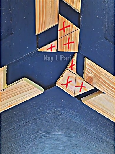 this is some of the geometry techniques, you need to know this method #woodworking #skill #carpenter #creative #diy #woodworking #wood #woodproject #woodcarving #finewoodworking #carpenter #diy #art #woodwork #woodworkcommunity #woodcraft #tips #woodworkingideas #woodworkingproject