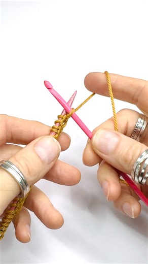 Working on a tutorial for tubular cast on with a provisional crochet cast on. 😅 Do you prefer to hold the yarn in right or left hand for this type of provisional cast on? #knitting #knitter #knitstagram #knittingismytherapy | Alexandra Brinck - textile designer