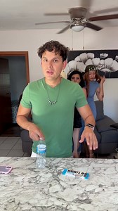 22K views · 1K reactions | Botella challenge  | Javier & Exi | Facebook