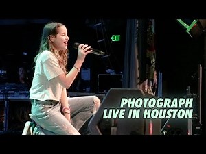 Annie LeBlanc - Photograph (Houston)