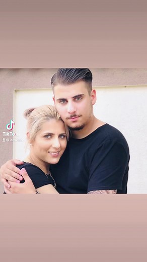 Videoclipuri postate de Violeta 25 (@iamvioo) cu sunet original - Violeta 25