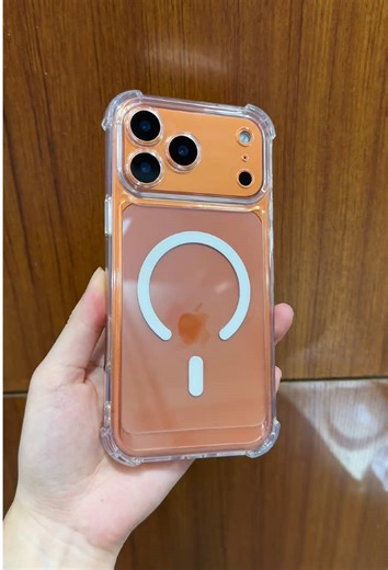 Clear,slim, and tough enough for the iPhone 17 Pro Max.🔥🍊🧡#iphone17promax #phonecase #ClearCase #viral #magneticcase