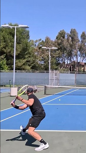 Bro CRUSHED that 1-hander! #tennis #shorts