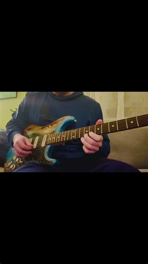 #guitar #stratocaster #fender #guitarist #yt #viral #music #guitarplayer #pop #song #own #sun #lol