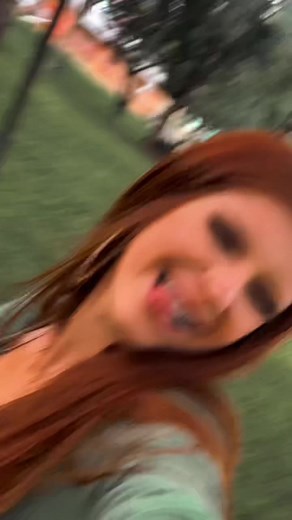 Os vídeos de Julia vitória (@julinha_oficial_mayer) com som original