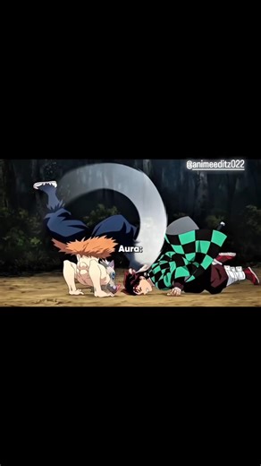 tanjiro vs inosuke fight scene 🔥 #youtubeshorts #anime #trendingshorts #demonslayer #fight #tanjiro
