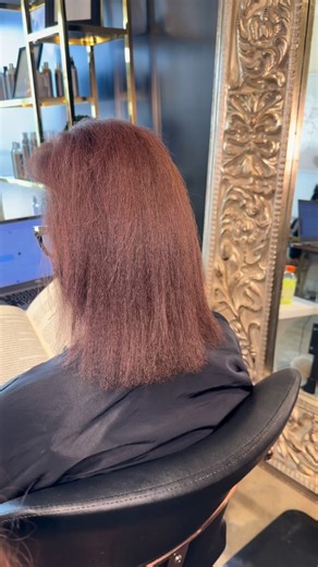 Healthy Hair | Luxury Extensions on Instagram: "New Year. New look. Luxury Extensions. Healthy hair. This custom Hybrid Double Weft Microlink install was paired with a personalized color by our expert colorist, Egypt @egyptjhair — because color and extensions should complement your hair, not compromise it. At Salon Xperience, Microlinks are customized to your hair texture, color, density, and lifestyle. If you’re ready for something different in the new year, this is your sign. Book your consult