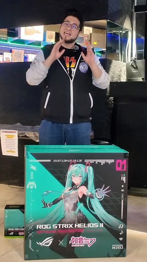 96K views · 11K reactions | Recuerda si no tienes hijos puedes darte cual gusto tonto irresponsable que quieras como el de una pc gamer de hatsune miku #sdabbah #pcgamercdmx #gaming #rogstrix | Dabbah Omar | Facebook