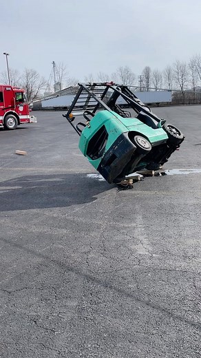 23K views · 21 reactions | Moving heavy objects @warnindustries @trailquestinc @heritagefire_equipment @sutphenfire #machineryrescue #machineryrescuetraining #machineryrescueops #machineryrescuetechnician #manvsmachine #firefighter #firefighters #rescue #rescuetech #rescuetechnician #rescueco #rescuecompany | The Rescue Boss | Facebook