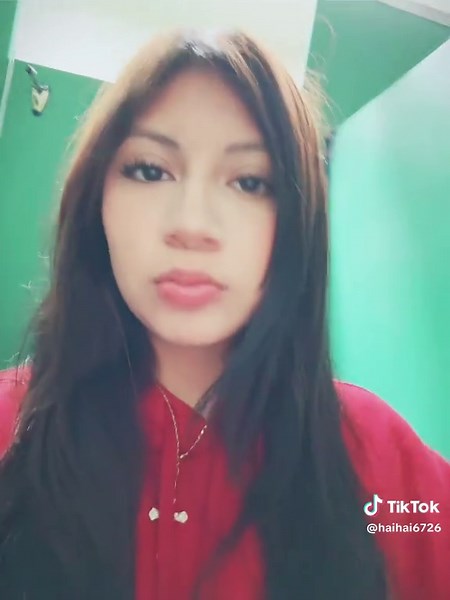 The Best Lip Gloss Techniques for Perfect Application