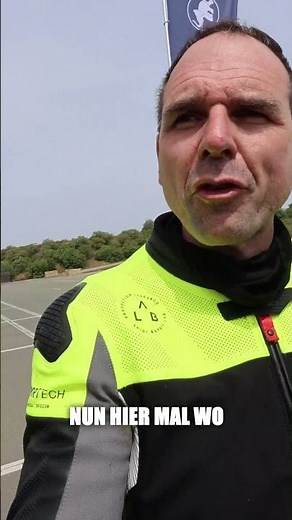 Out and about on the BMW S 1000 R with the new Metzeler Sportec 01 🛞