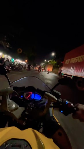 BAJAJ PULSAR RS200🔥 #shorts #ytshorts #bikelife #bikevideos #rider #motovlog #pulsarrs200