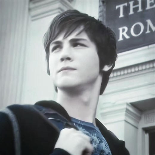 Percy Jackson: Nuevas Aventura con Logan Lerman