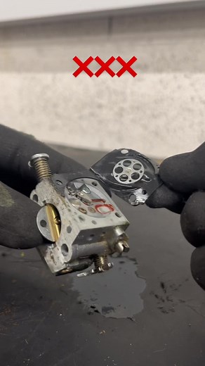 Carburation sur une Ms170 #pourtoi #mecanique #stihl #stihlchainsaw #tronconneuse #mechanic #chainsawman #paysagiste #agriculture #espacesverts #engine #carburateur