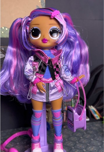 Doll Unboxing Review: LOL Surprise Dolls