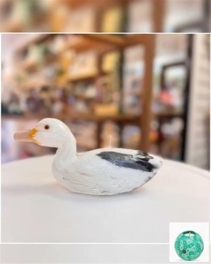 Handmade Seagull Candle: Whimsical Paraffin Wax Animal Figurine