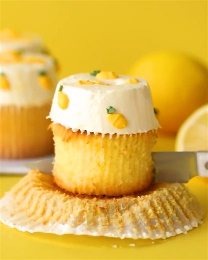 81K views · 508 reactions | When life gives you lemons, make lemon cupcakes!  | MetDaan Cakes | Facebook