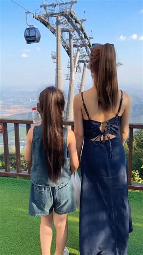 Looks Real… But It’s NOT 😏✨