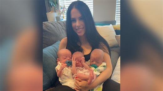 Woman who is a quadruplet becomes 1st-time mom to quintuplets