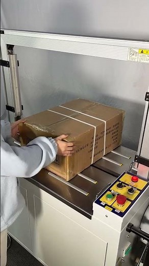 Automatic strapping machine, fast speed, one strap per second, high efficiency Carton Packaging.