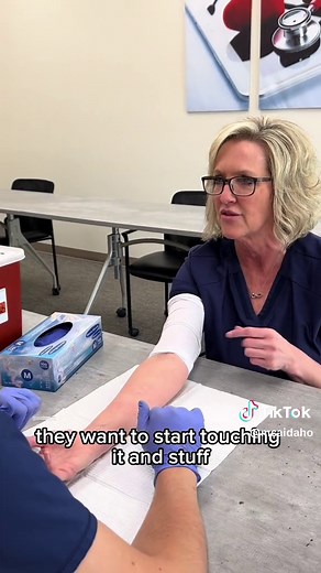 Flawless PPD / intradermal injection 🫧 #medicalassistantschool #medicalcareerschool #medicalassistantstudent #medicalassistantinstructor #medicalfieldcareer #medicaltradeschool #medicalfield #medicalfieldtips #howtogiveinjection