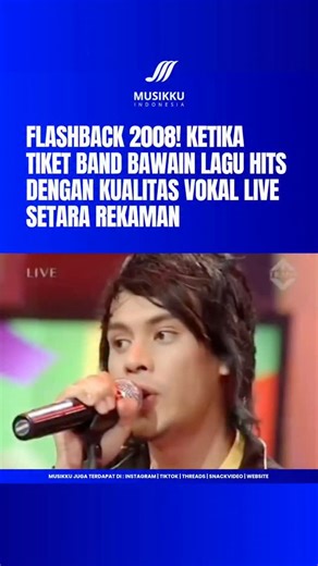 MUSIK INDONESIA 🇮🇩 on Instagram: "Tahun 2008 jadi salah satu era emas Tiket Band. Dalam sebuah penampilan live, mereka membawakan lagu hits yang masih melekat di hati pendengar sampai sekarang. Yang bikin merinding, suara sang vokalis nyaris sama persis dengan versi rekaman studio, stabil, jernih, dan penuh power. Ada yang masih ingat vokalis ini? 😀 #musikku | @musikkupedia"
