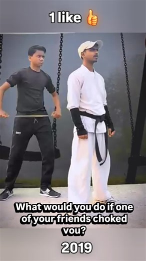 BTS MARTIAL ARTS on Instagram: "Best Self defense 🫸🥋✅ | Road Fight 🚸 | #bongbachchan #selfdefense #fight #karete #MartialArts #usa #taekwondo #tutorial #fitness #kravmaga #world #viral #facebookreel #btsmartialarts"