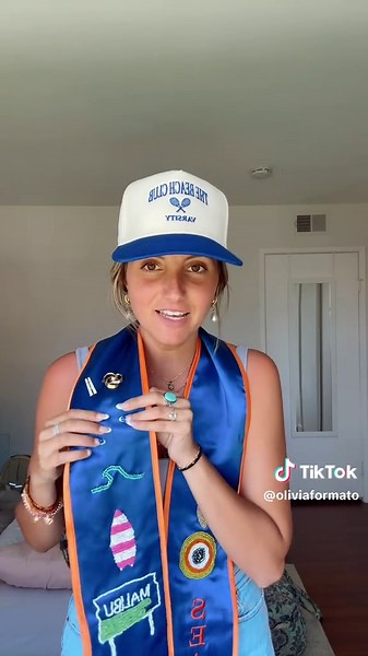 Stylish Graduation Outfit Ideas for 2024