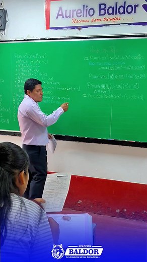 FISICA CON EL PROFESOR RICHARD 😎#laacademiadelosganadores #academiabaldor #teambaldor #quillabamba_cusco_perú🇵🇪