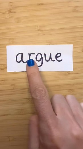 Want help learning the two sounds of “ue”? Comment “APP” to download The Phonics App today and practise reading words with these sounds! or visit this link https://thephonicsapp.com/download?ct=fbcaption #phonics #earlyreading #learnenglish #english | Reading Roots