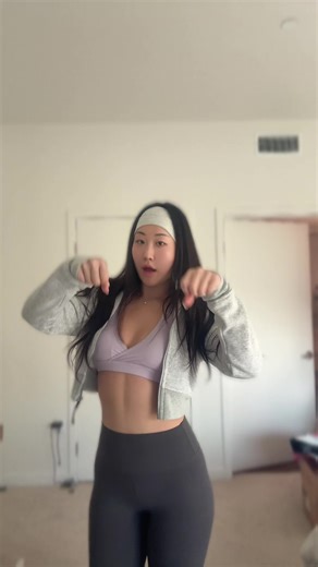 Fav top evvvverr #pilatesoutfit #pilatesfit #haltertop #sportsbra #workout