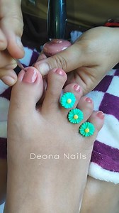 Peach pink color 💅🏻 #regularpolish #pedicure | Deona Nails