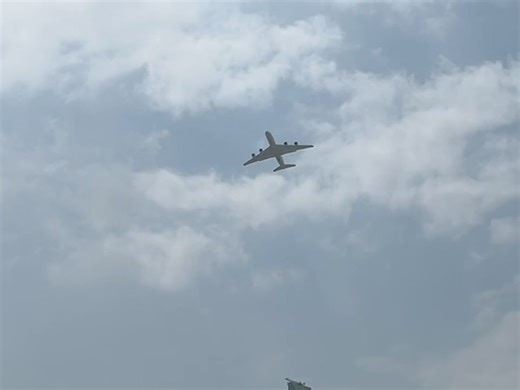 美國NASA空氣品質實驗飛機 超低空飛越台南市區😍 機型：Douglas DC-8-72 台南的朋友剛剛應該有聽到飛機低空飛過的引擎聲吧～ | 台灣颱風論壇｜天氣特急