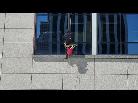 High Rise Window Cleaning Rope Descent