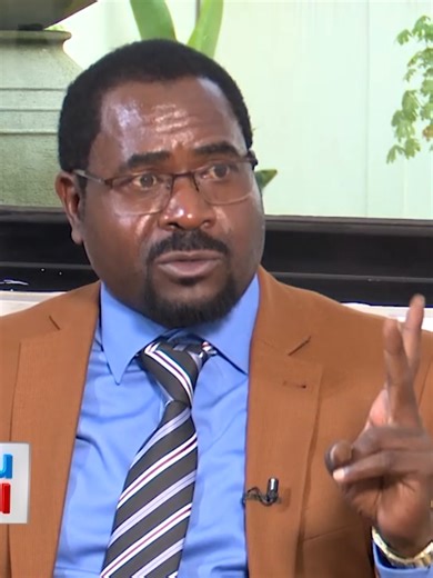 First person to approach me for the Matungu By-Election was Ruto, who was then the Deputy President na yeye alinitumia fare The first person to approach me before the Matungu By-Election was William Ruto, who was then the Deputy President na yeye alinitumia fare. Ruto gave me Ksh 200k to go buy a suit ili sasa tuanze campaign. - Peter Nabulindo, MP Matungu. #MfahamuKiongozi