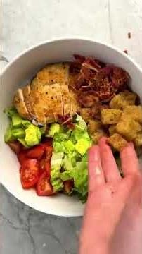 This Hot Honey Ranch Club Salad Is Better Than The Sandwich 🥵🥗 #HotHoney #ClubSalad #FoodShorts