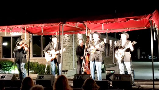 1.3K views · 36 reactions | "Hold Whatcha Got" #springstreet #bluegrassandchilifestival Bluegrass & Chili Festival www.springstreetbluegrass.com | SpringStreet | Facebook