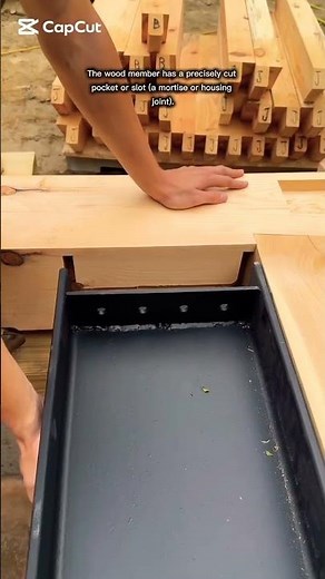 joining of very large structural timbers with metal frame